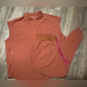 Women’s Figs Scrub Set